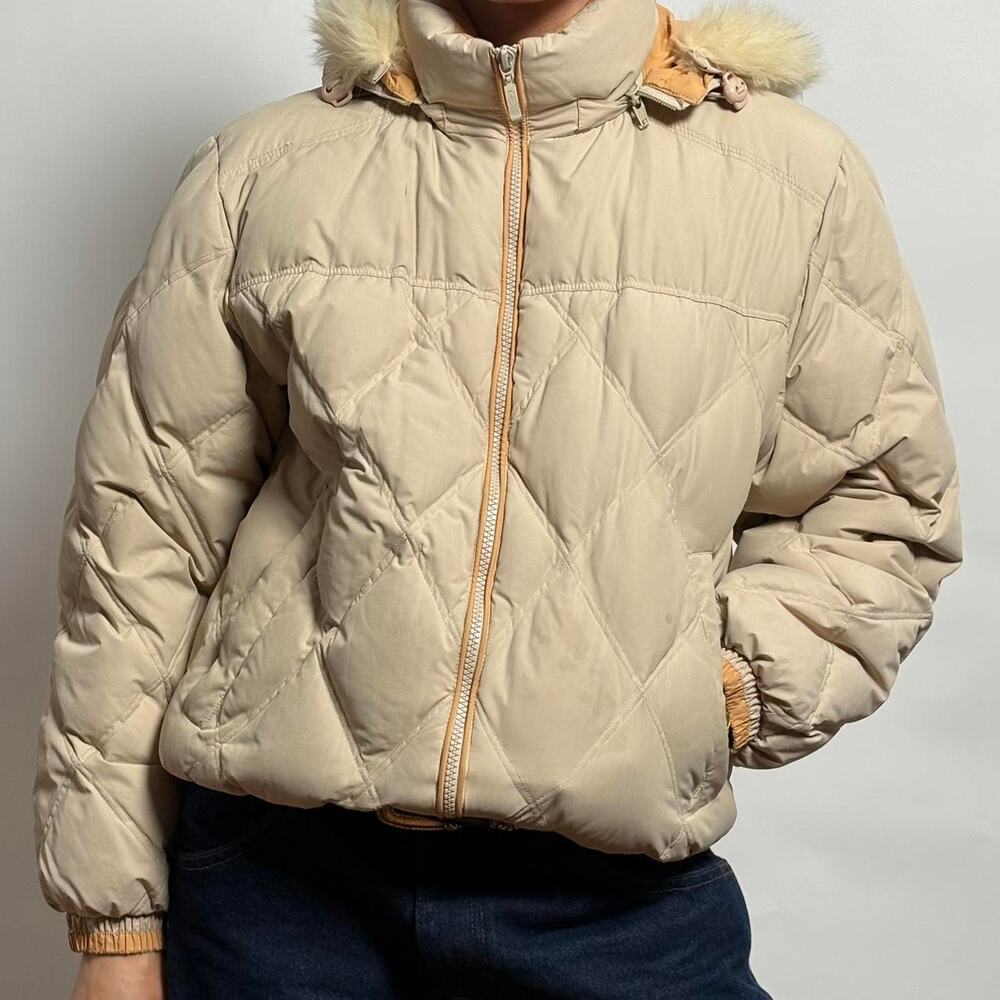 Cream Quilted Cropped Puffer Jacket w/ hood - Small